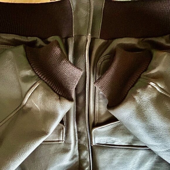 L.L. Bean Men’s Rich Chocolate Brown Leather Bomber Jacket Size L - Picture 6 of 10
